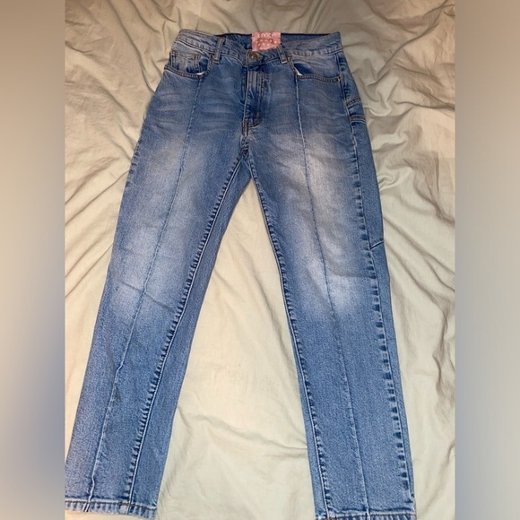 REVICE STELLAR BOYFRIEND CROP WIDE LEG JEANS LIGHT WASH LUXURY TRENDY BRAND - Picture 8 of 9